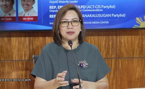 Garin: Hindi pagsusuot ng panty malaking tulong kontra fungi.